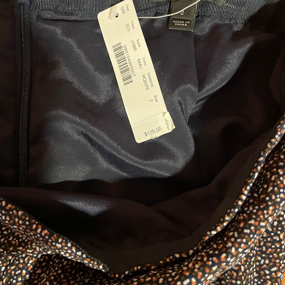 J. Crew- NWT- Black High-Waisted Skirt + Cami Set
🖤❤️🧡🤍💛🤎🖤❤️🧡💛🤍🤎 - Picture 8 of 13